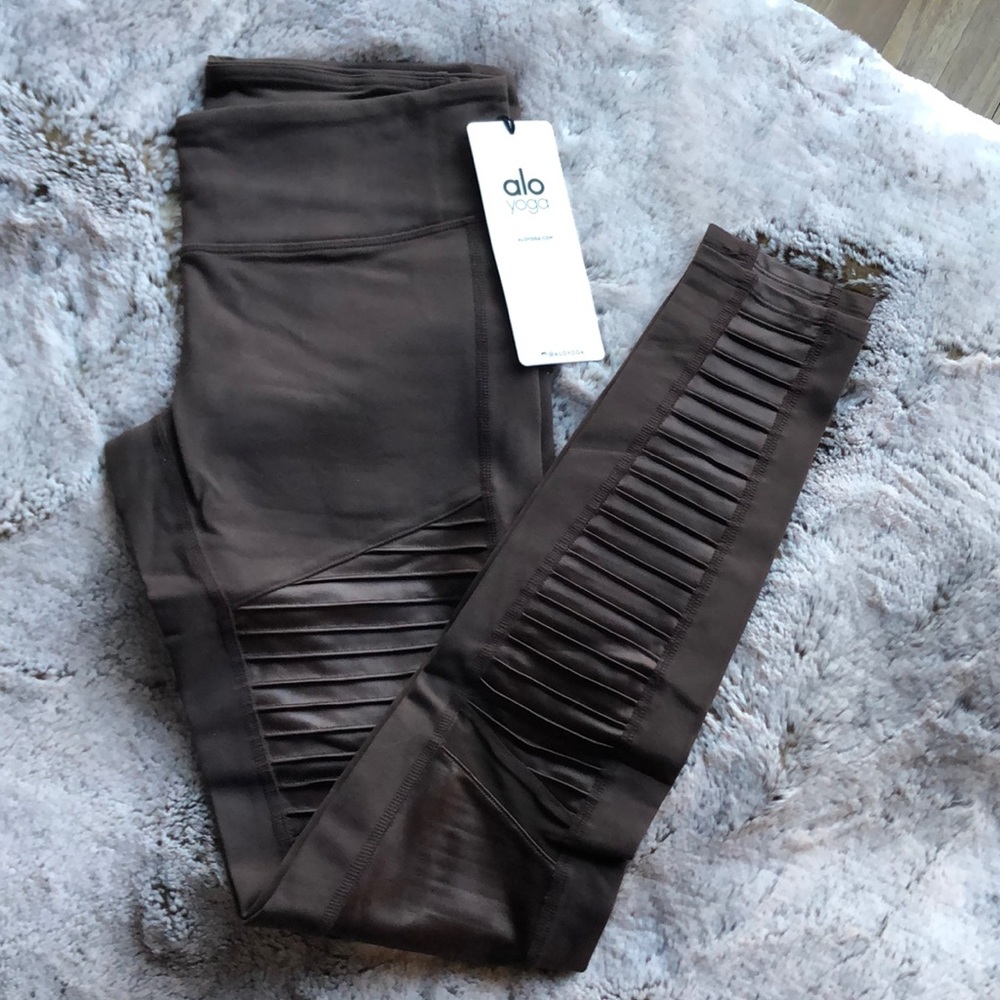 NWT ALO Dark Silky Brown and Moto Leggings